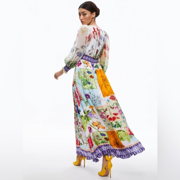 Alice + Olivia Bellami V-Neck Maxi Dress - Picture 3 of 10